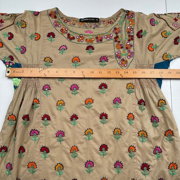 Generation Cottage Tunic Top Womens 8 Tan Embroidered Floral Smocked Modest Boho - Picture 13 of 16